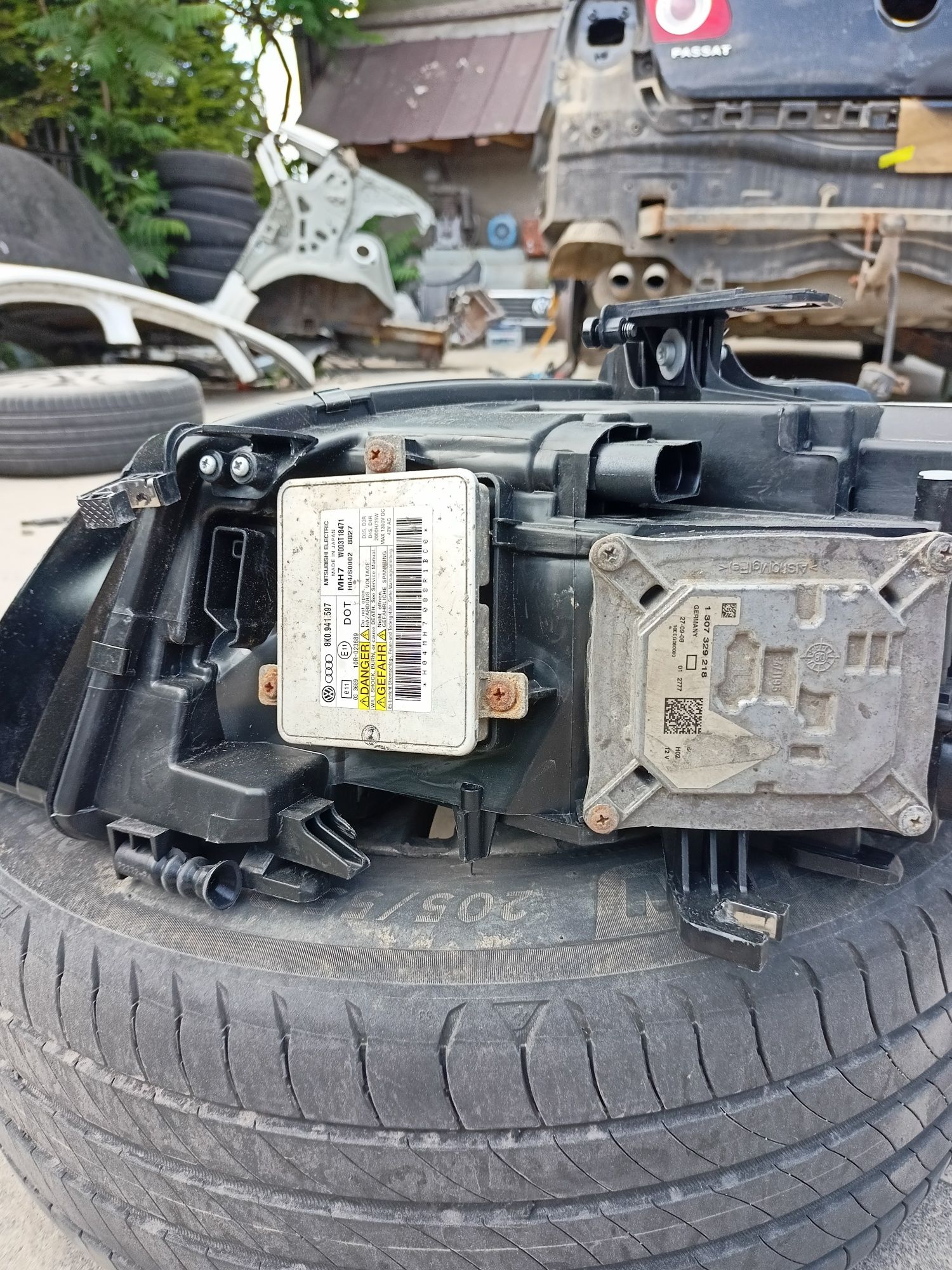 Lampa audi A4 B8