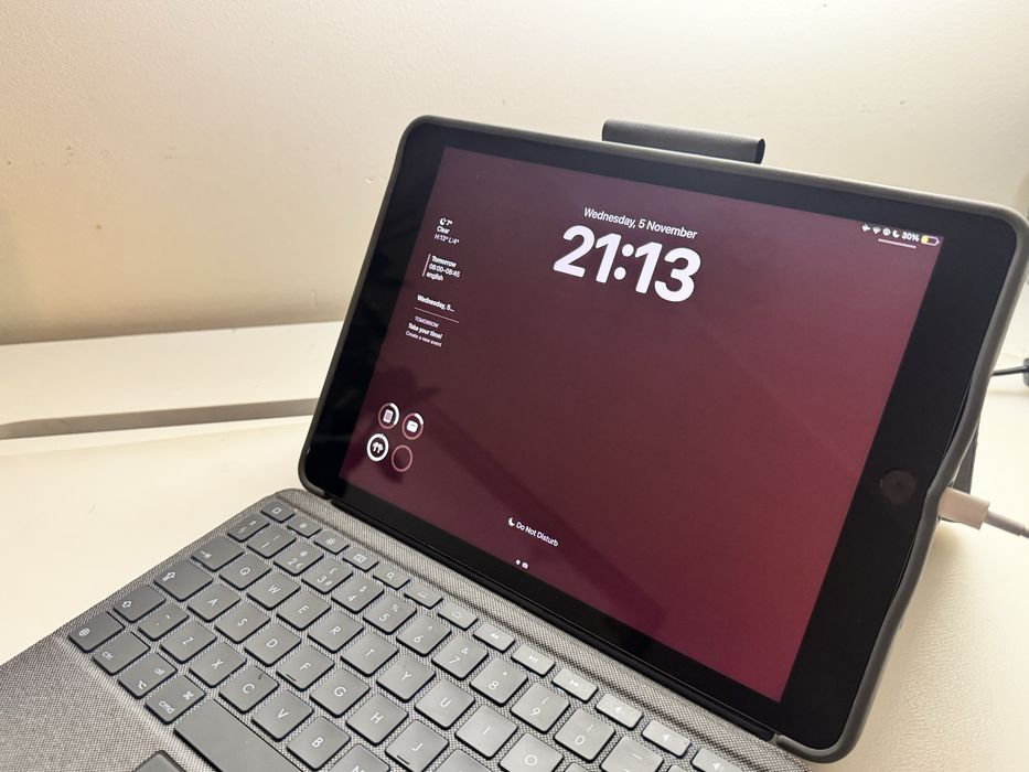 Ipad 9 Generacja Klawiatura do Ipada  256 GB