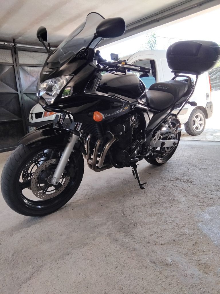 Suzuki Bandit 650 K5