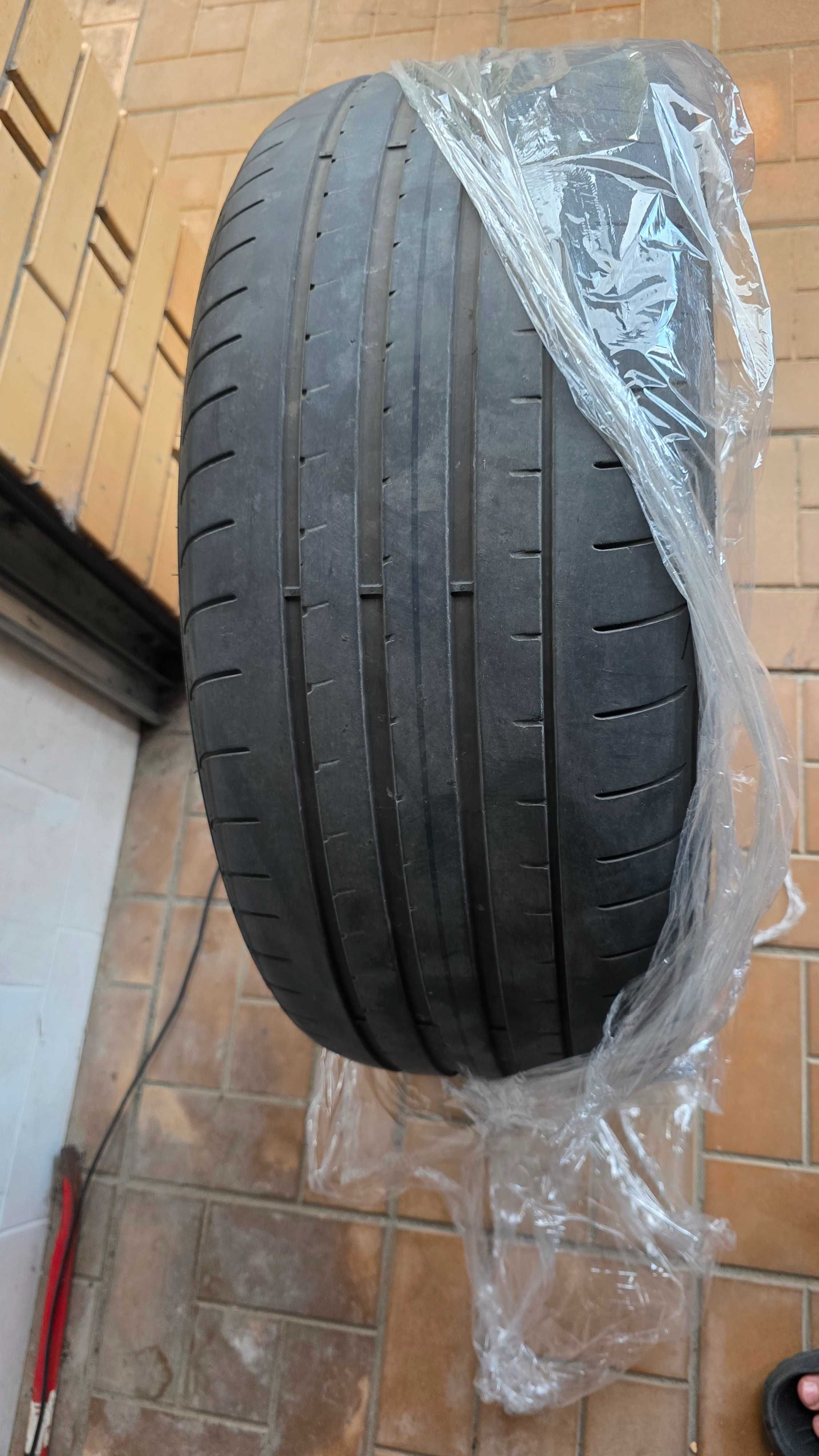 Goodyear Eagle F1 Asymmetric 5 265/40 R21