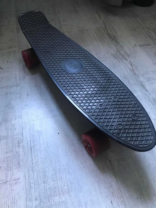 Deska skatingowa fiszka Fishboard Skateboard czerwono-czarna