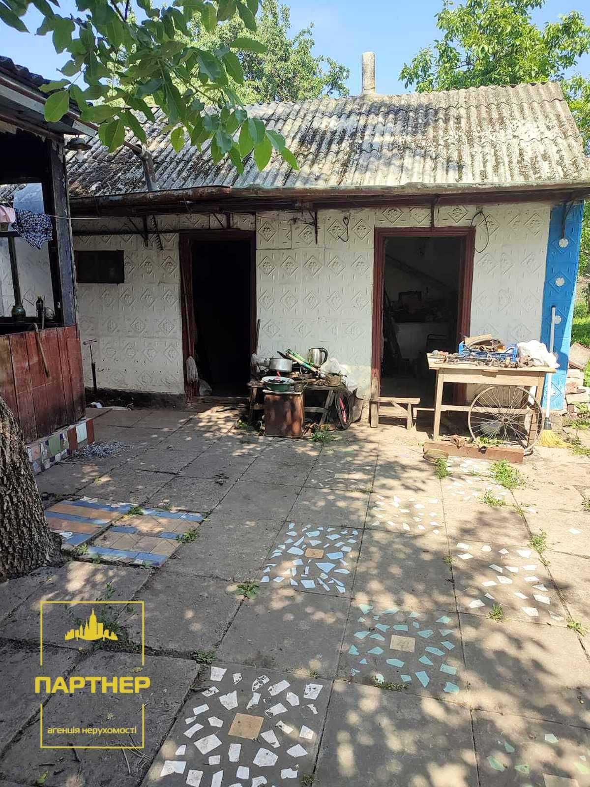Продам  житловий  будинок  у  Глобине