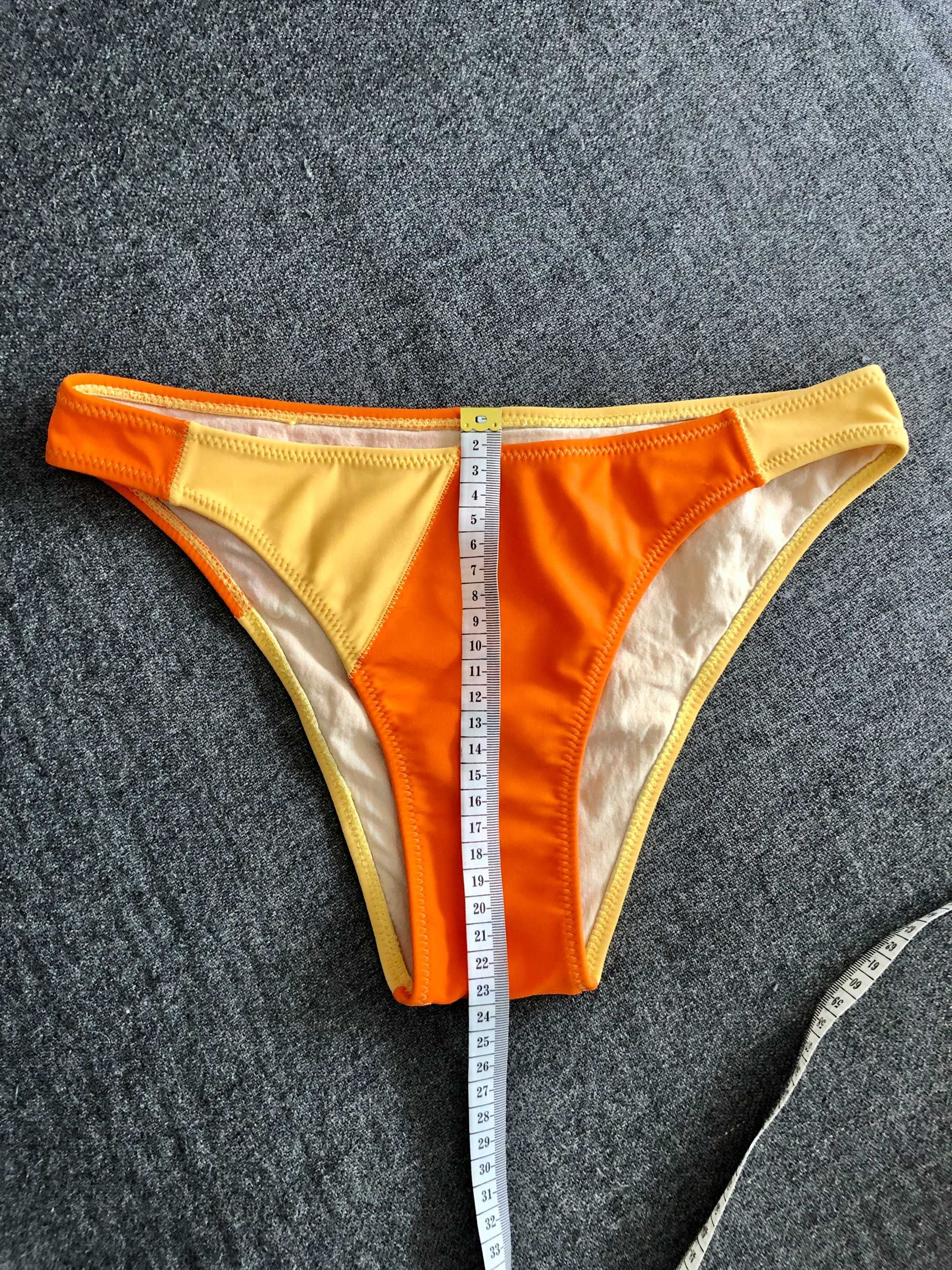 Cueca Bikini Calzedonia laranja e amarela