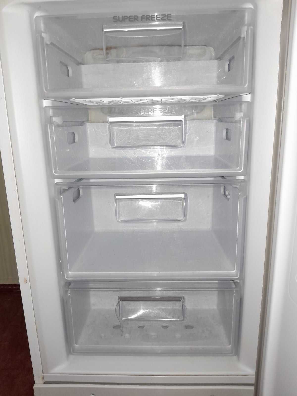 продам Холодильник б/у