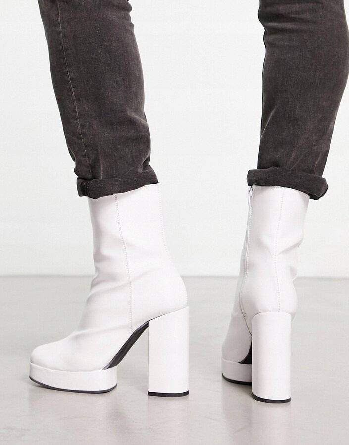 Asos Design 42 Białe Botki Sztyblety Na Obcasie H16694