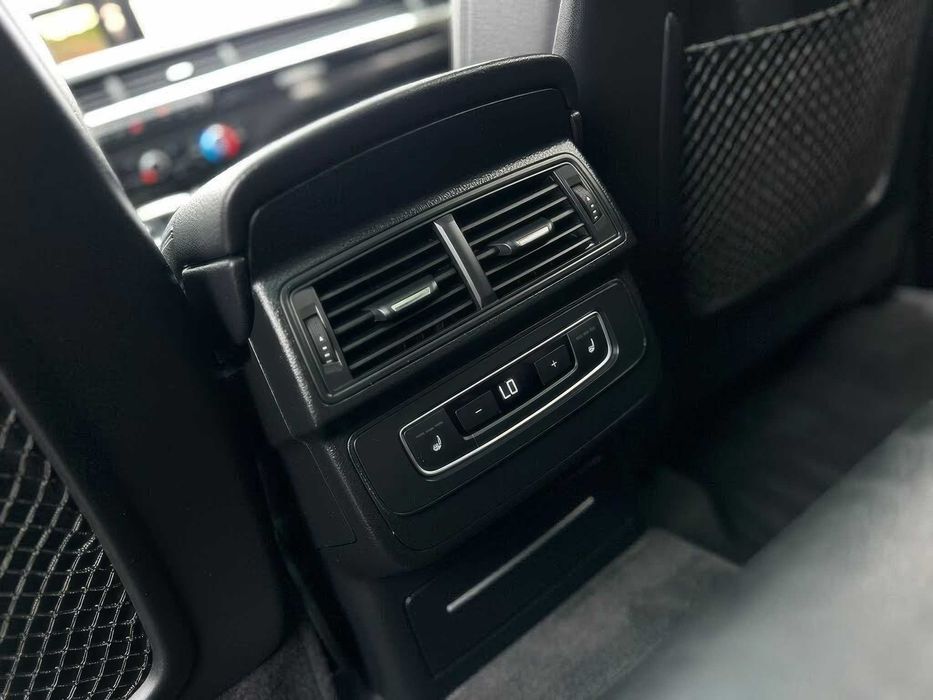 Audi Q7 quattro Premium Plus      2017