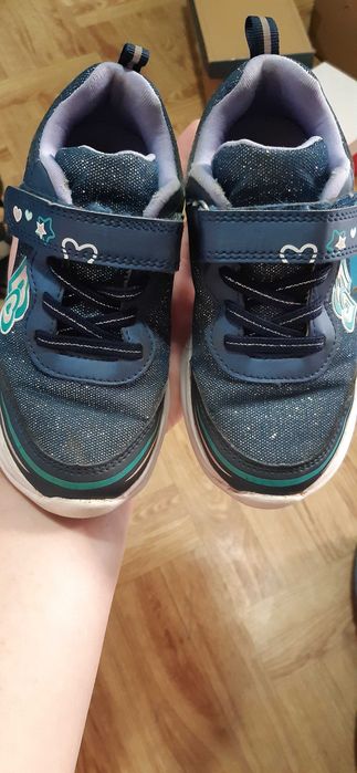 adidasy, buty dla dziewczynki, świecące, świecąca podeszwa, rozmiar 28