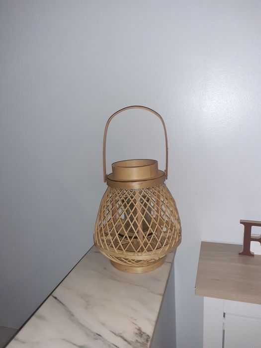 Lanterna ráfia. Tamanho 28 cm