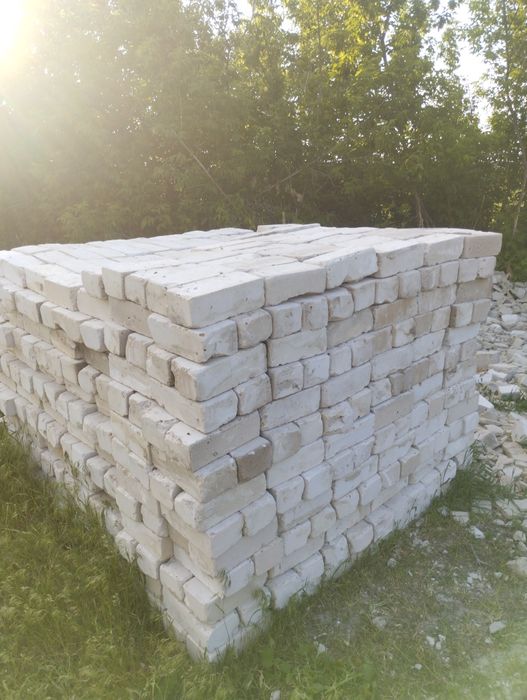 Кирпич білий силікатний