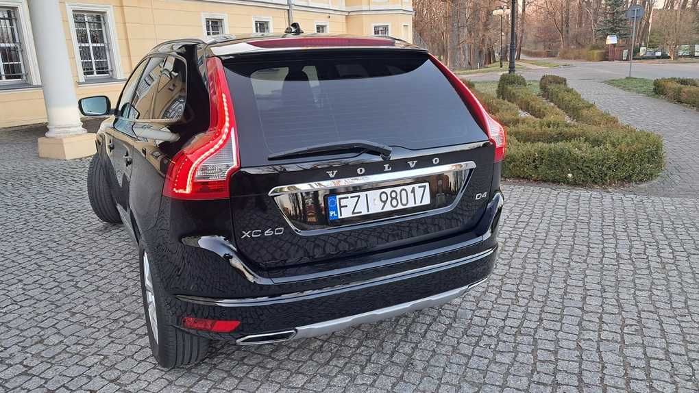 Volvo XC60 D4 perfekcyjny stan, bezwypadkowy, dynamiczny, oszczędny