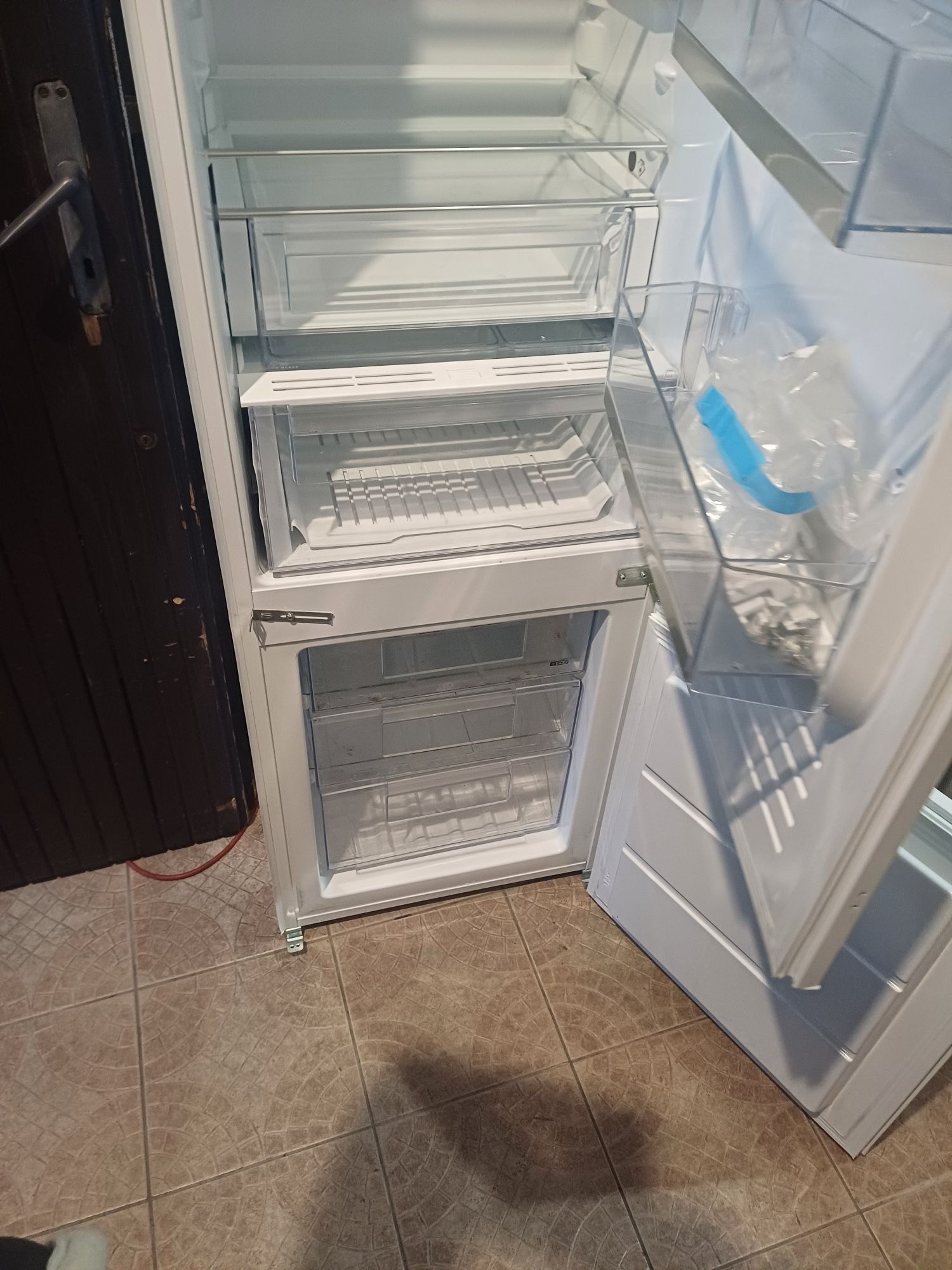 Lodówko zamrażarka do zabudowy Ikea A++