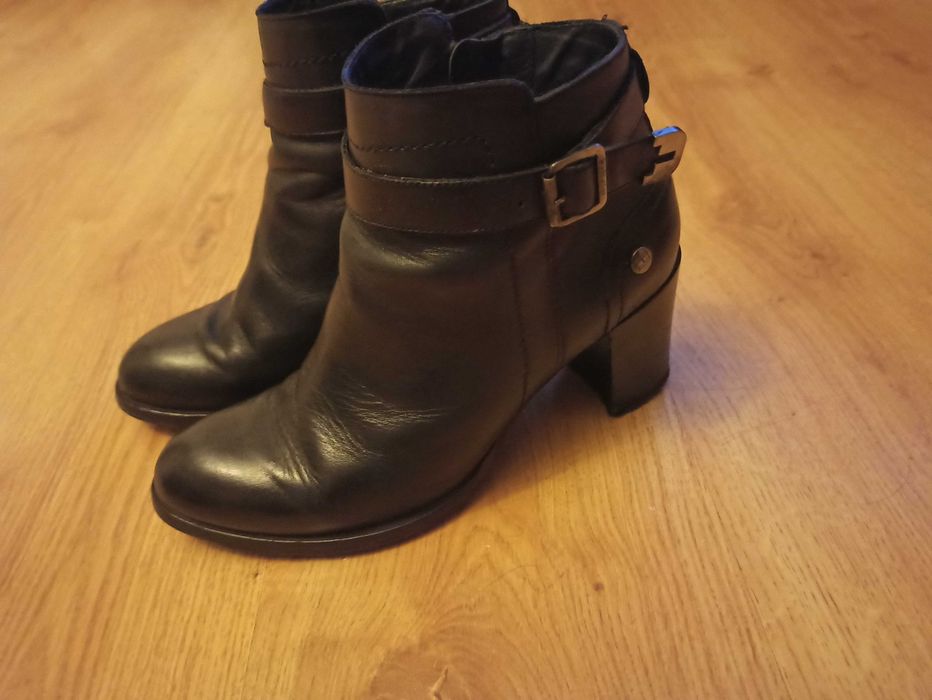 Tommy Hilfiger 39 botki kozaki