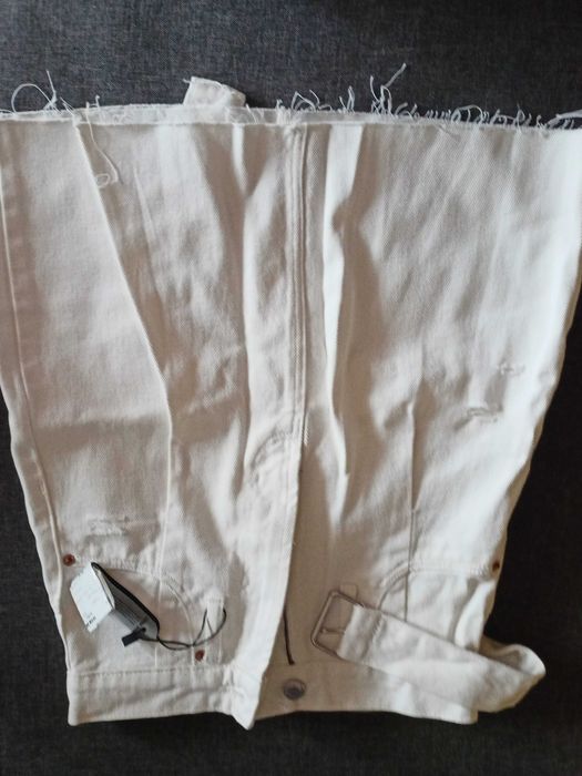 Спідничка біла котонова для підлітка