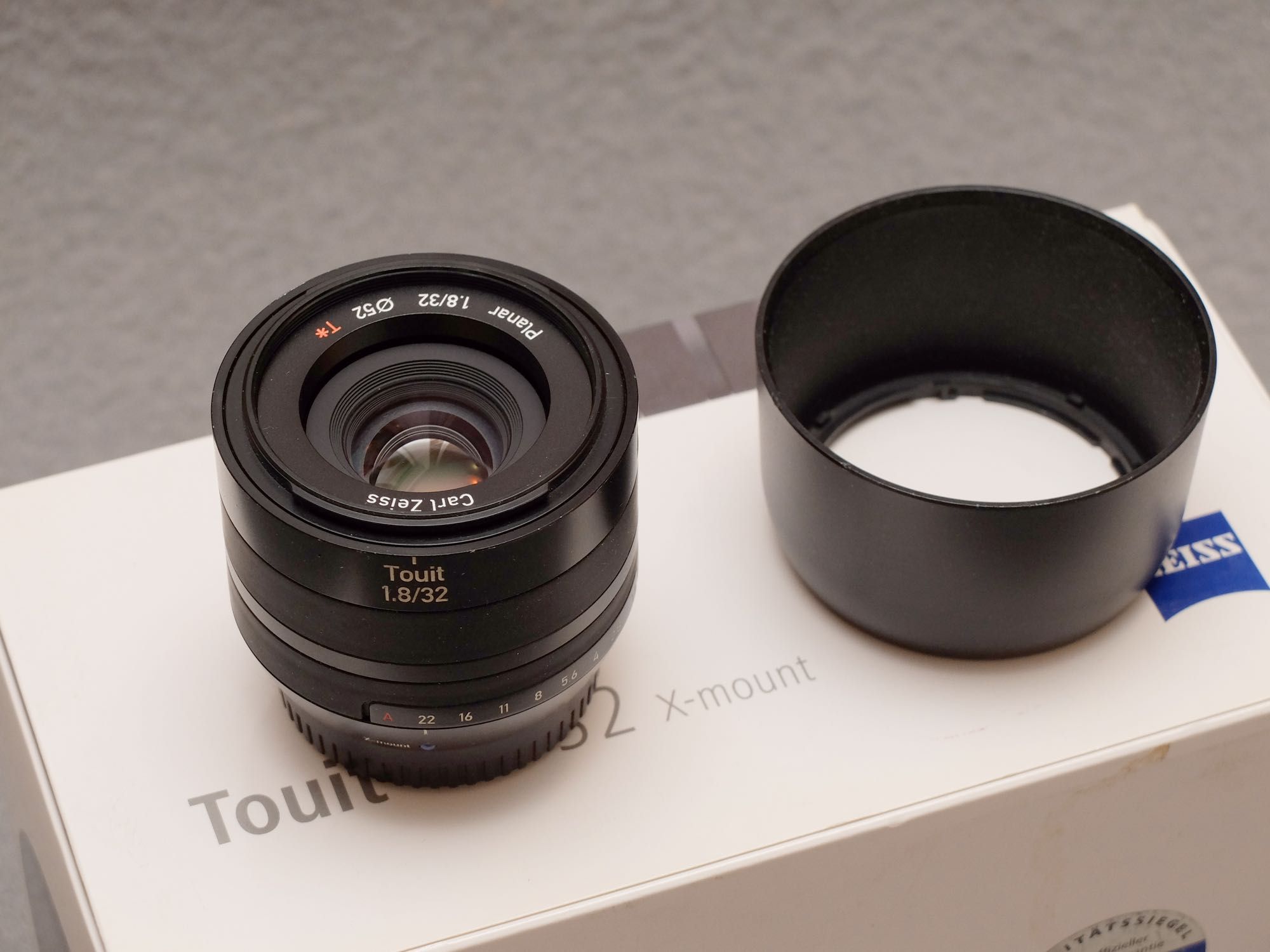 Zeiss Touit 32/1.8 - Fujinon - Fujifilm - komplet w pudełku - Bemowo.