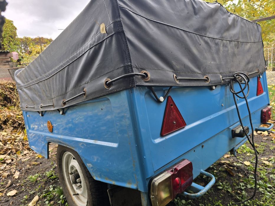 Продам прицеп  зубренок