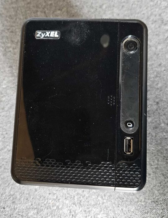 Zyxcel NAS NSA320S plus dyski 2x1TB