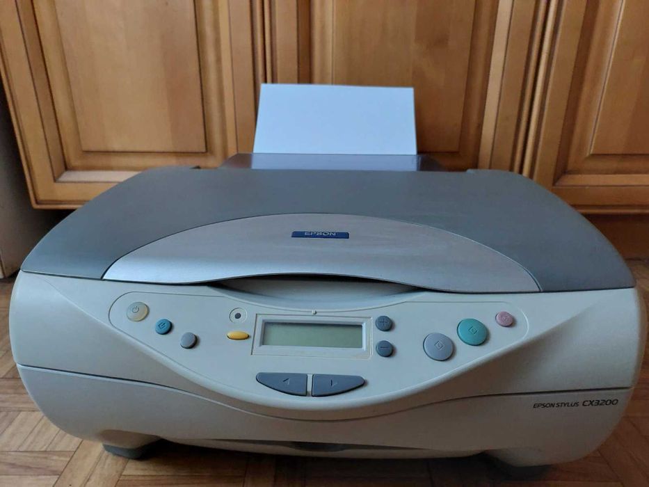 Прінтер і сканер Epson Stylus CX3200 кольоровий