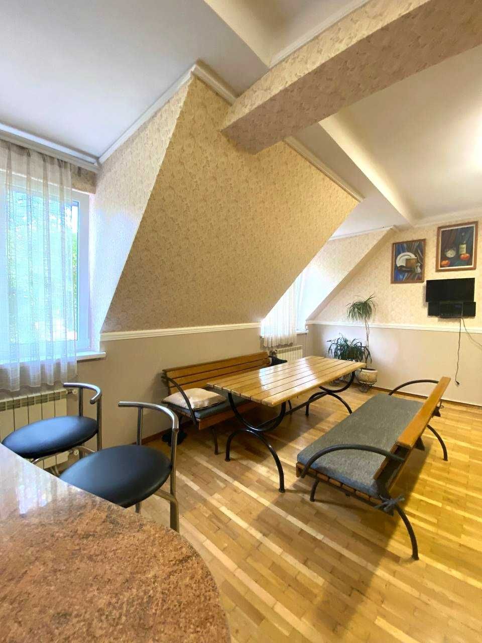 Оренда 4 кімнатної квартири по вулиці Одеська Ближній Центр