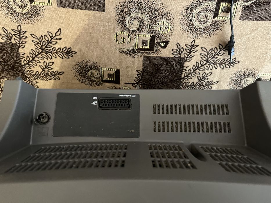 Телевізор ламповий у робочому стані