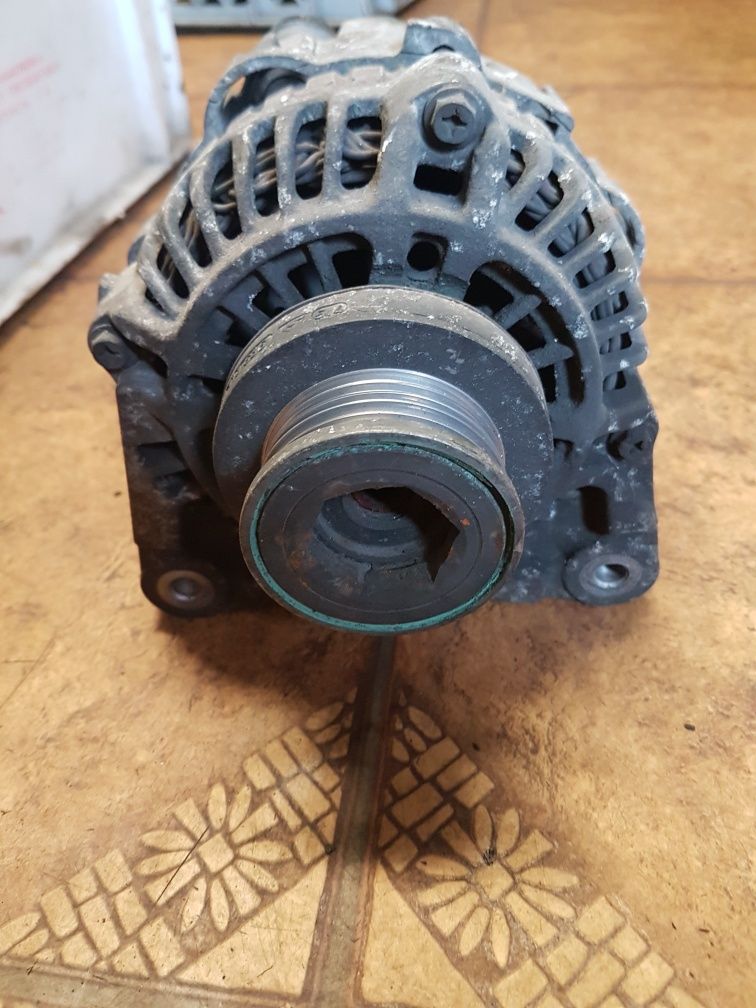 Alternator Renault Clio II 1.5 DCI 8200.120286