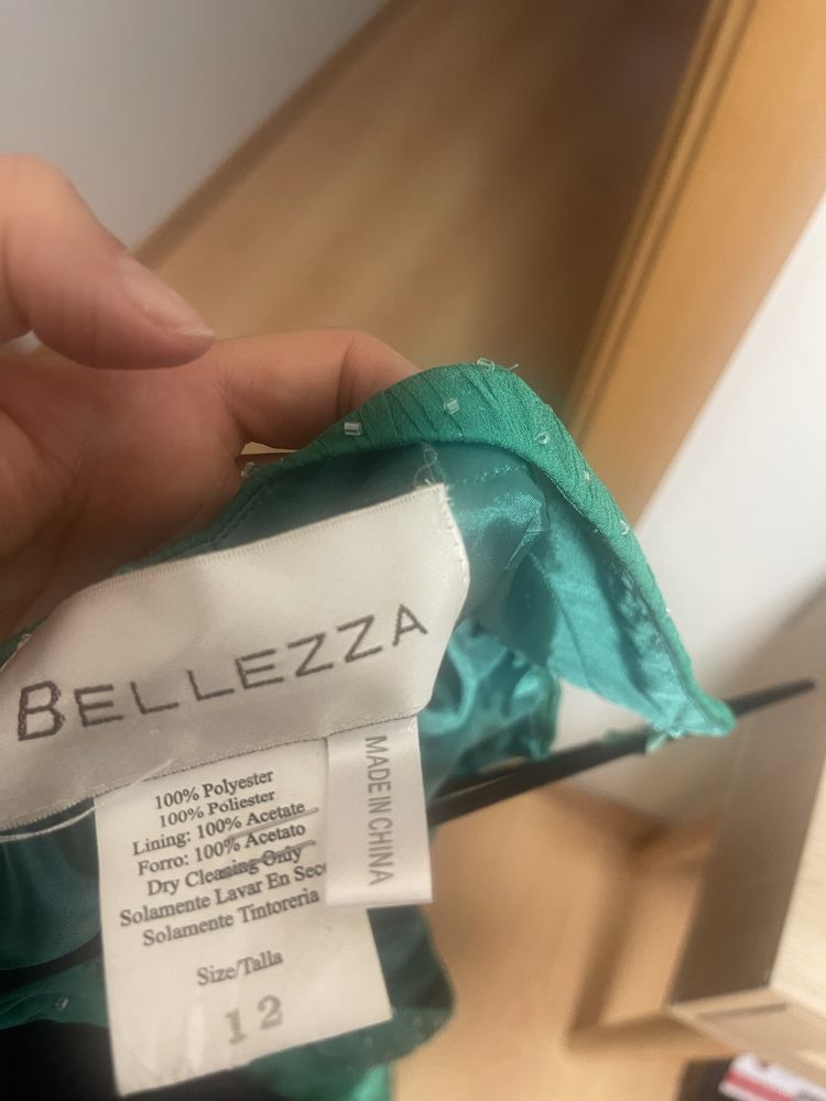 Vestido cerimónia . Marca Belleza
