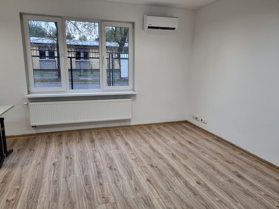 Lokal biurowy/ usługowy  do wynajęcia. 22 m 2