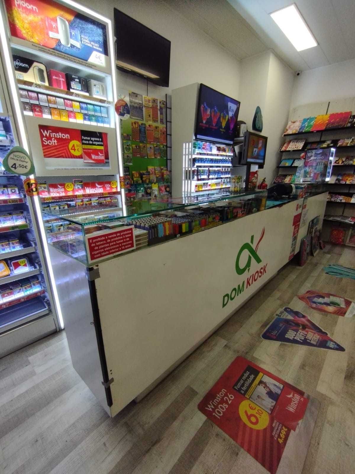 Vende-se balcão comercial