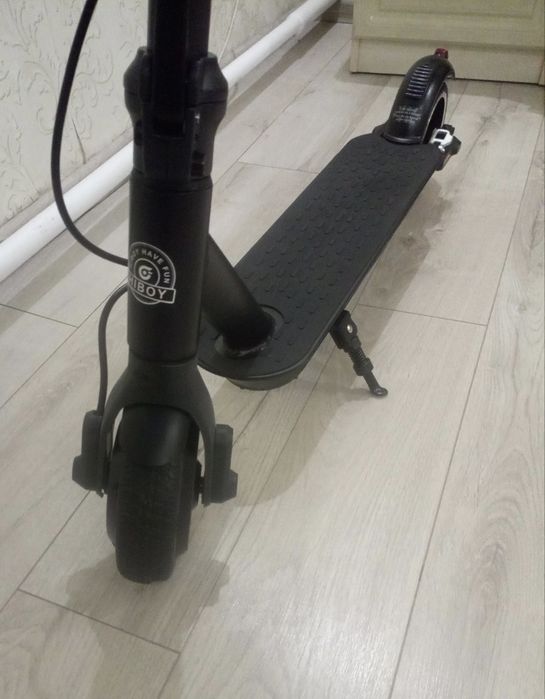 Продам новий  електросамокат