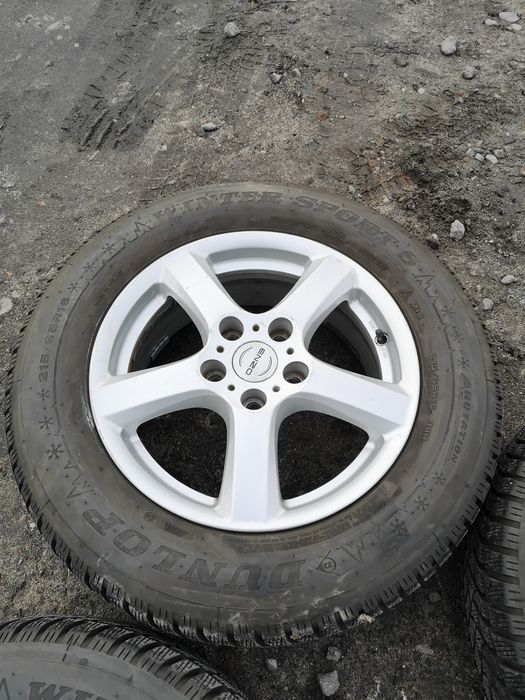 Komplet kół zimowych 5x114,3 Renault Nissan Dacia Kia 215/65/16 Dunlop
