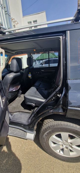 Продам Mitsubishi Pajero 4 ,2008