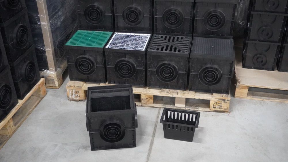 STUDZIENKA 300x300 Ruszt ocynkowany kl. A15 ODWODNIENIE PUNKTOWE!