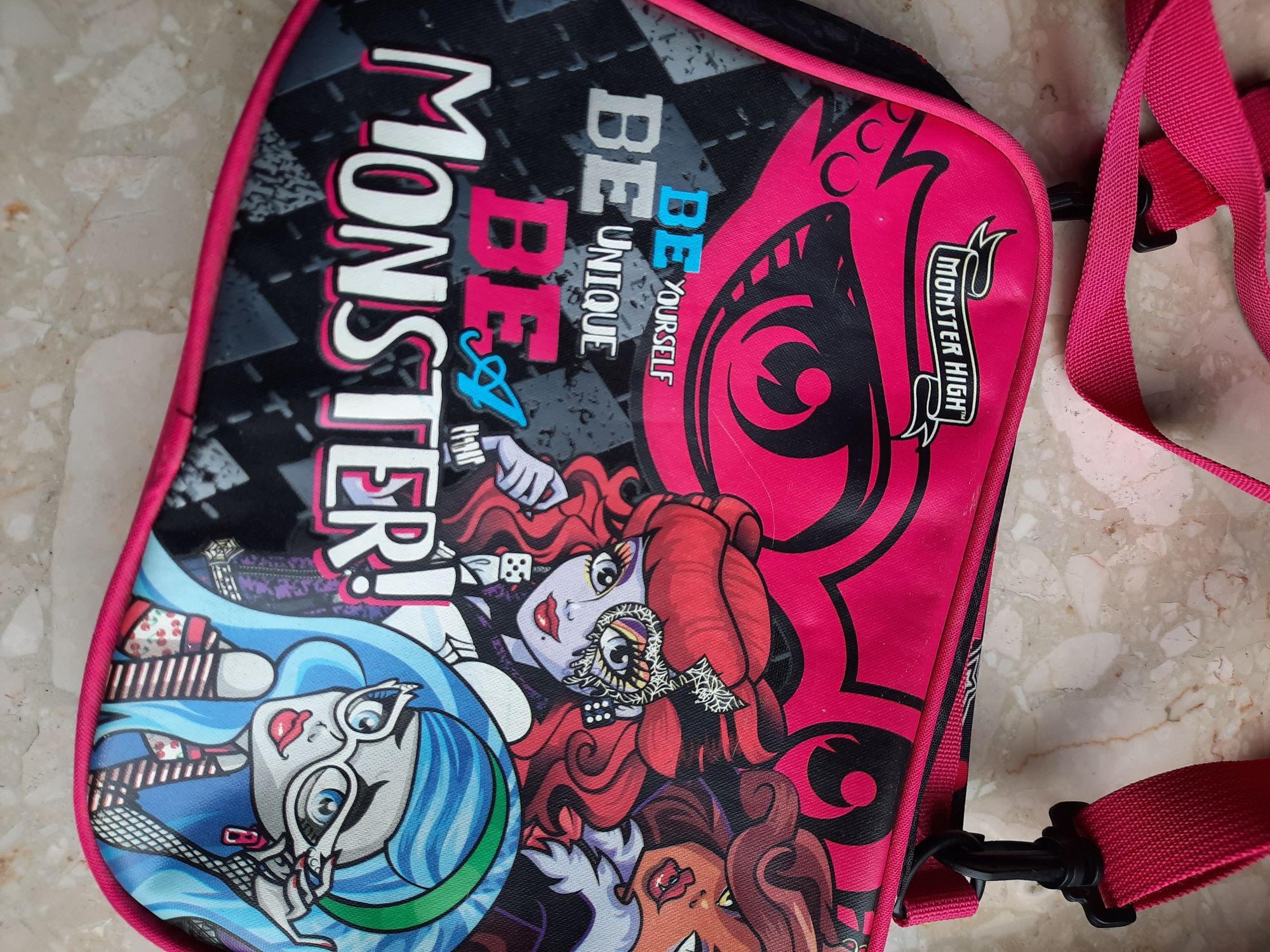Torebka listonoszka na ramię dla dziewczynki Monster High