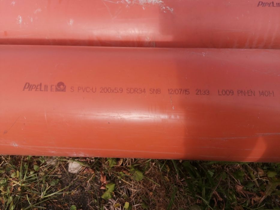 Rury kanalizacyjne 200