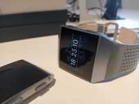 Dwa zegareki Fitbit Ionic +komplet akcesoriów