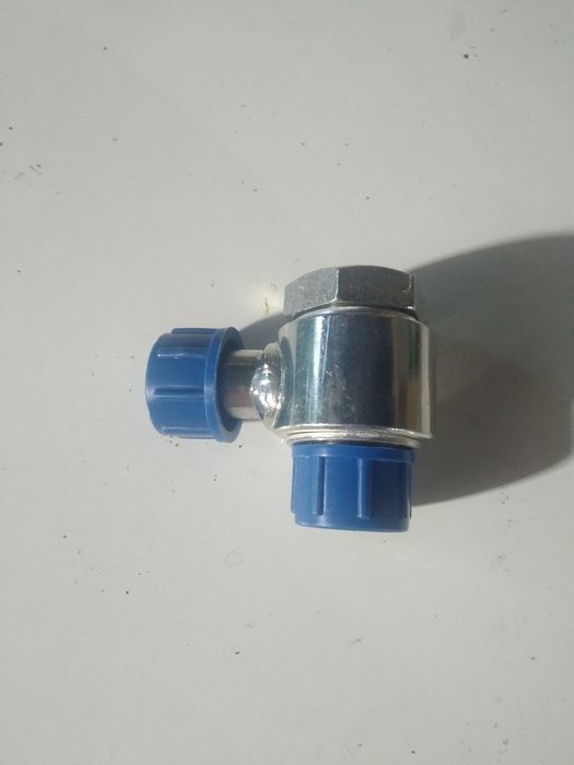 Сережка МТЗ задньої навіски в зборі А 61.09.002