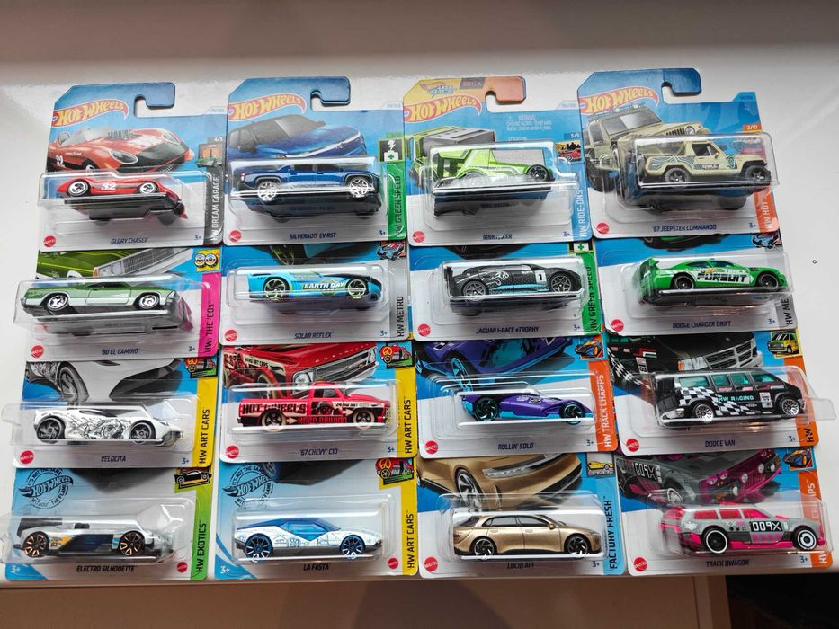 Autka Hot Wheels tanio