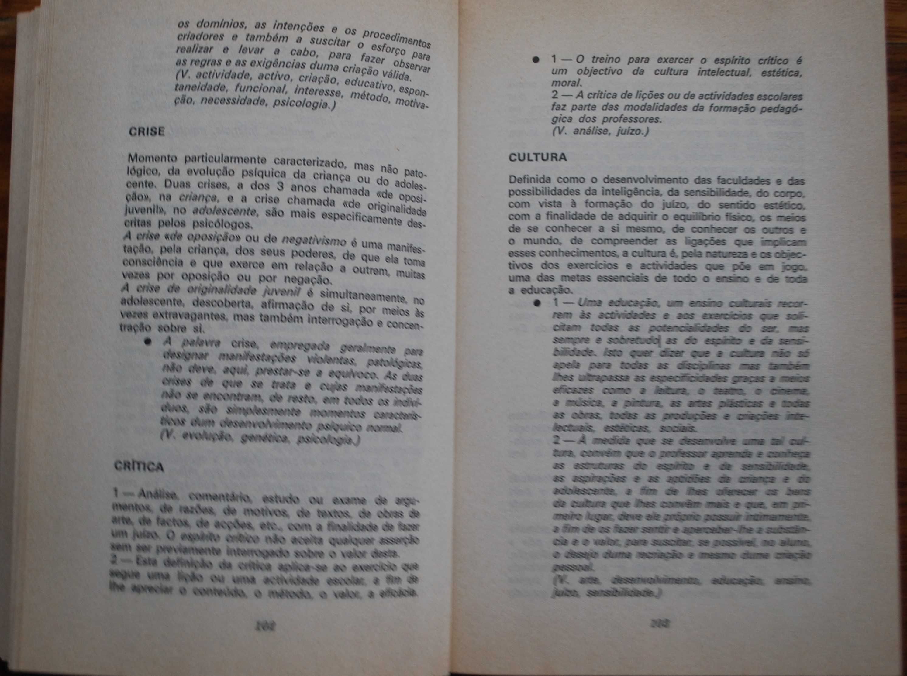 Vocabulário Técnico e Crítico da Pedagogia e Das Ciências da Educação