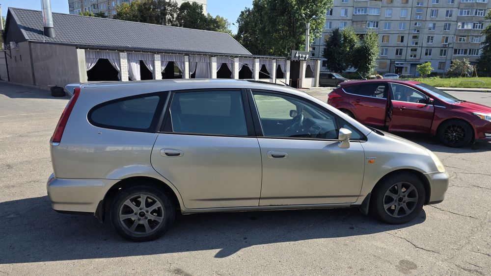 Honda Stream 2002