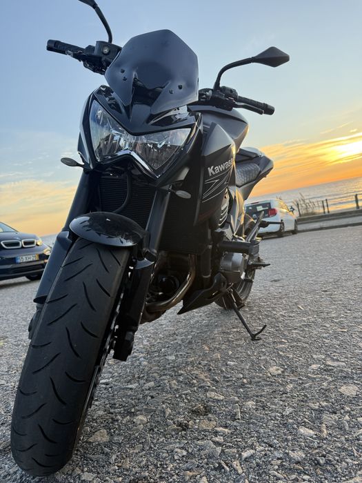 Mota Kawasaki Z800