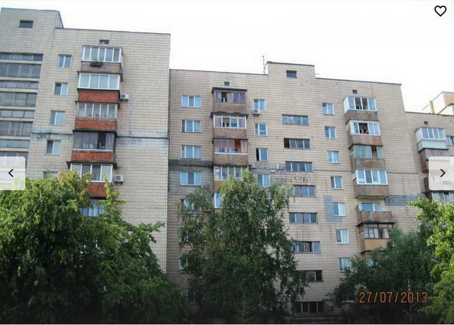 Продам 2-х комнатную квартиру в Днепровском ра-не Шухевича 22