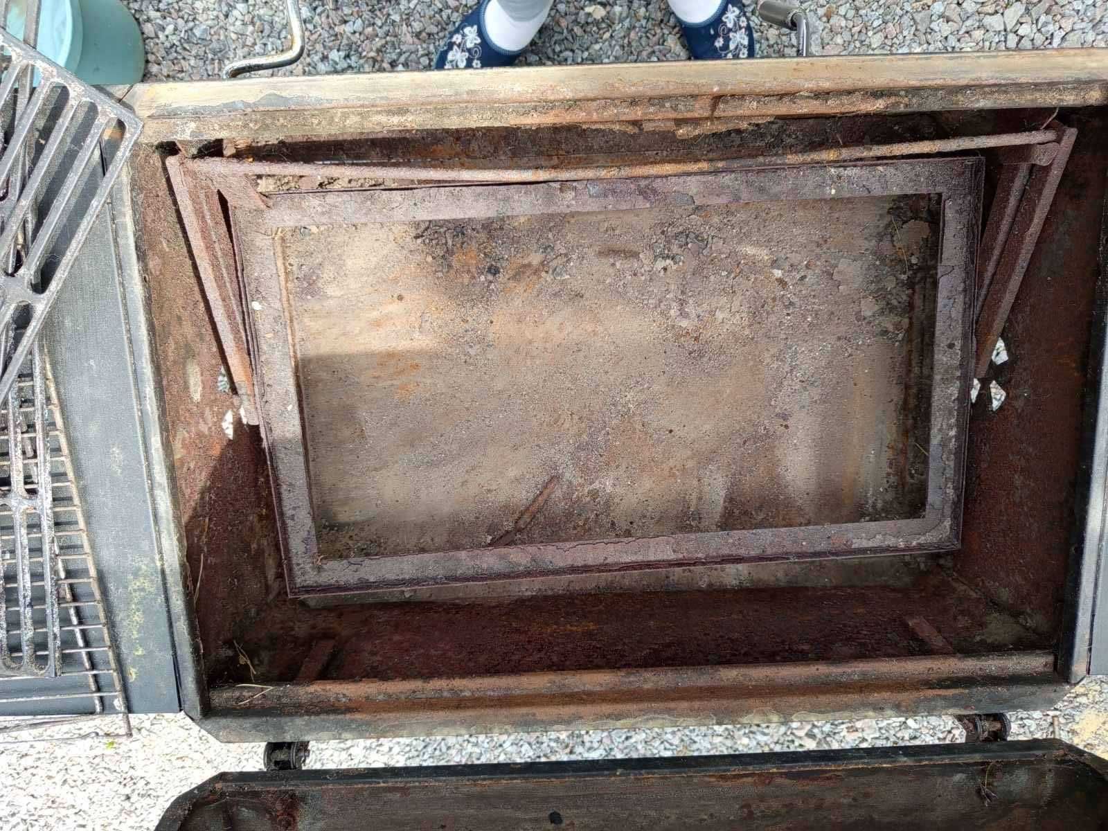 Вугільний гриль CHARCOAL 780 Char-Broil