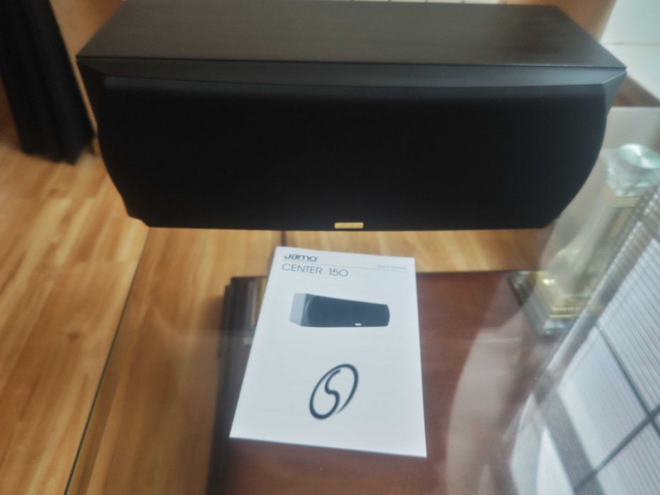 Jamo 150    center speaker