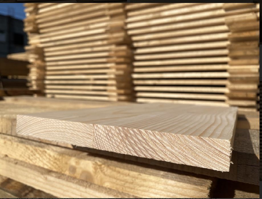 Стругана дошка, сухі бруси, рейки монтажні