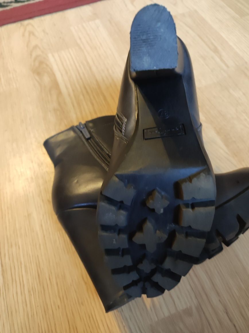 Buty damskie CCC
