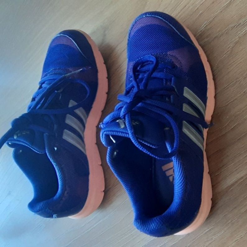 Buty dziewczęce Adidas