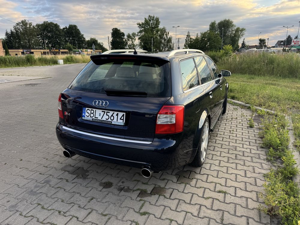 Audi s4 b6 4.2 v8 manual
