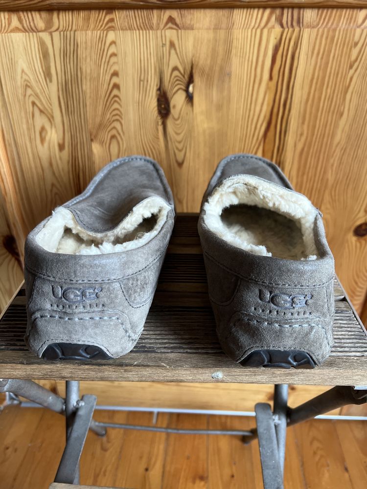Sprzedam mokasyny, kapcie firmy UGG Made in Australia rozmiar 47