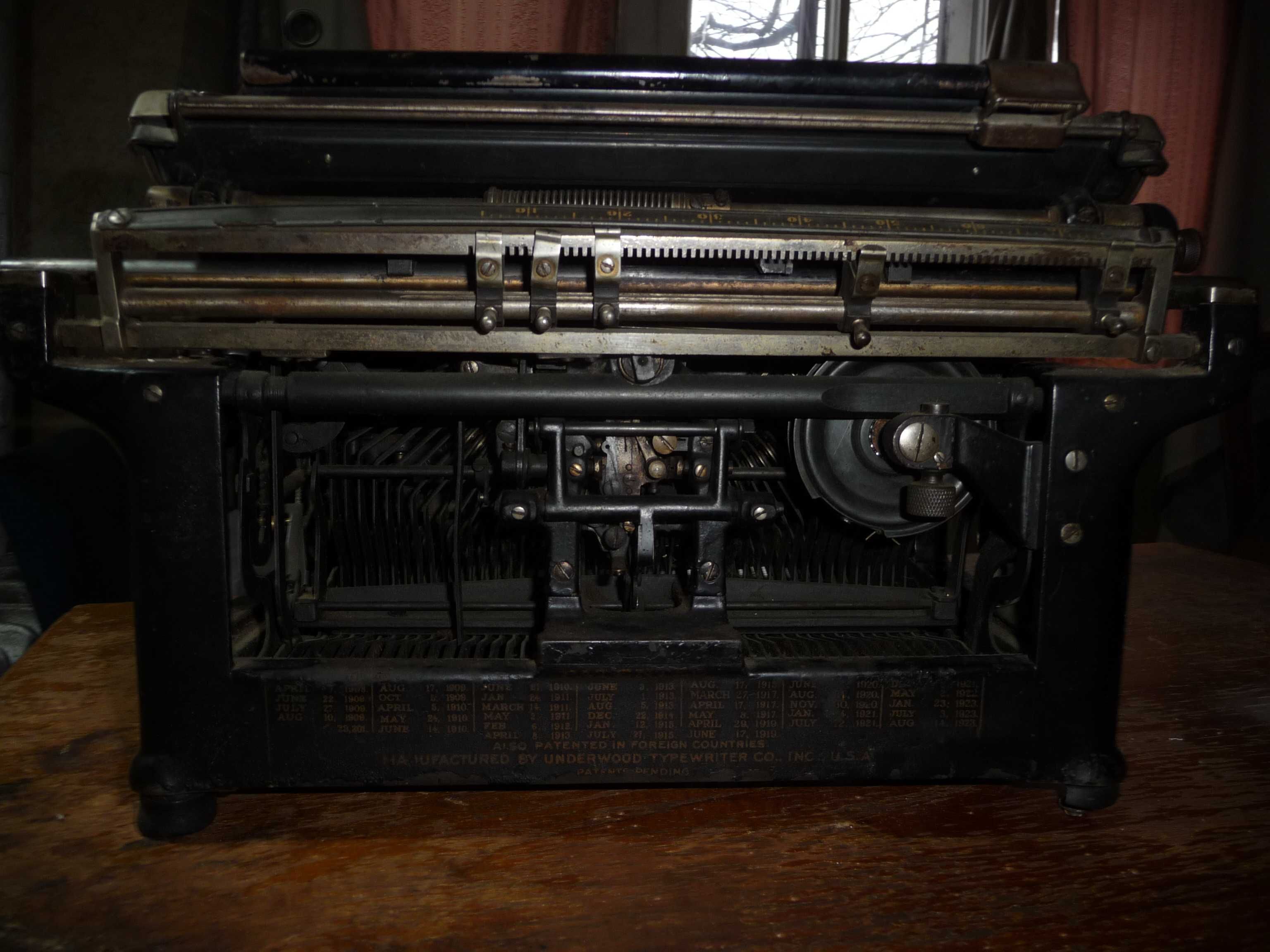 Печатная машинка рабочая Underwood 1920-е друкарська робоча машинка