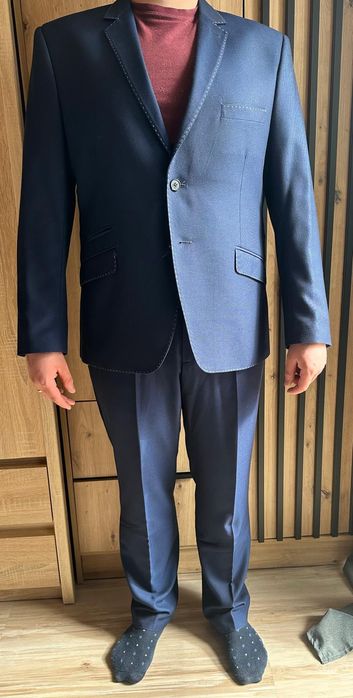 Garnitur męski granatowy