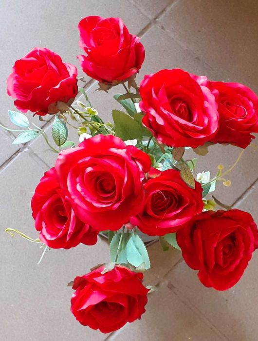Róże kwiaty sztuczne bukiet